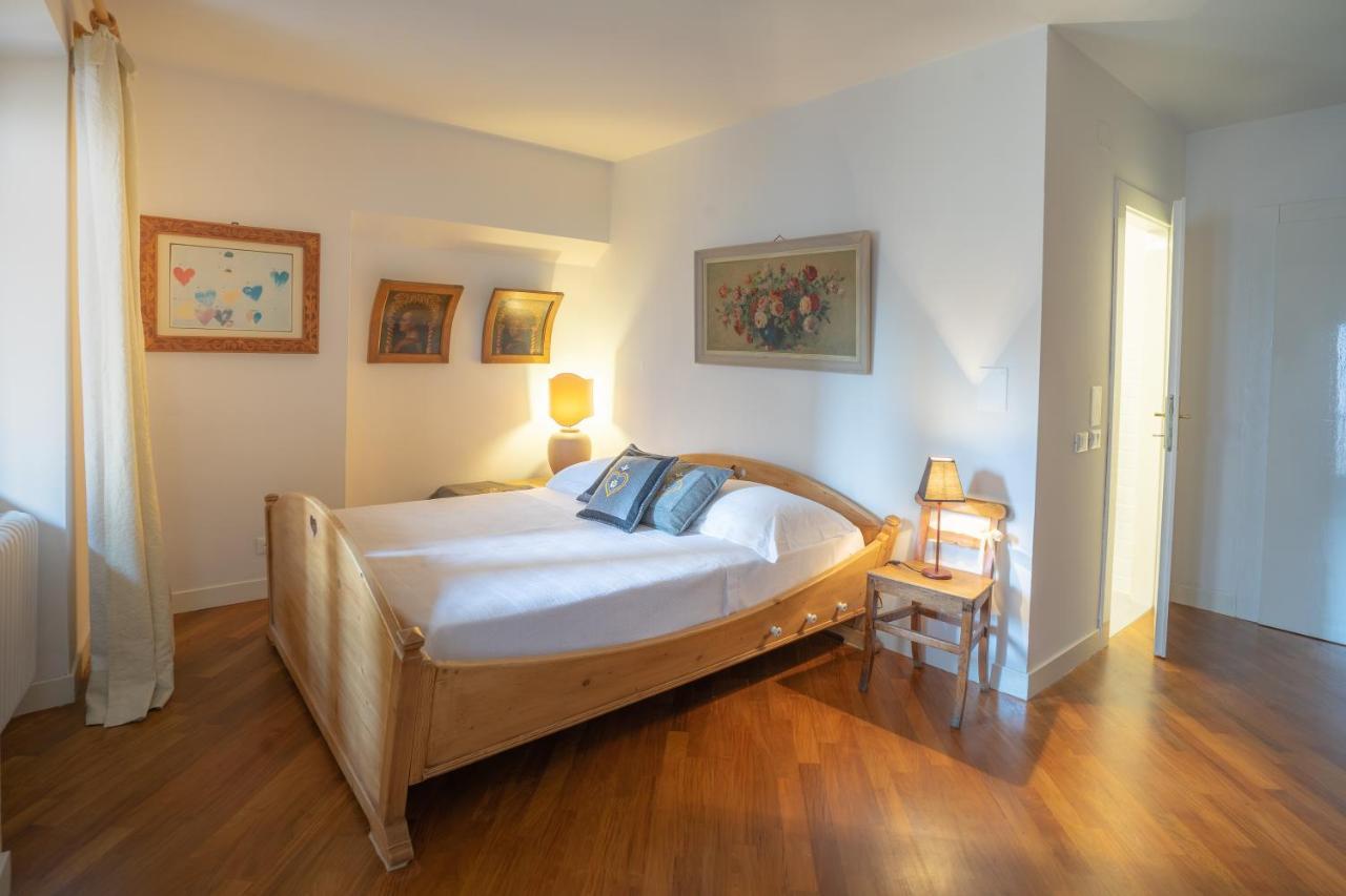 S. Trinita 18 & Bed & Breakfast Trento