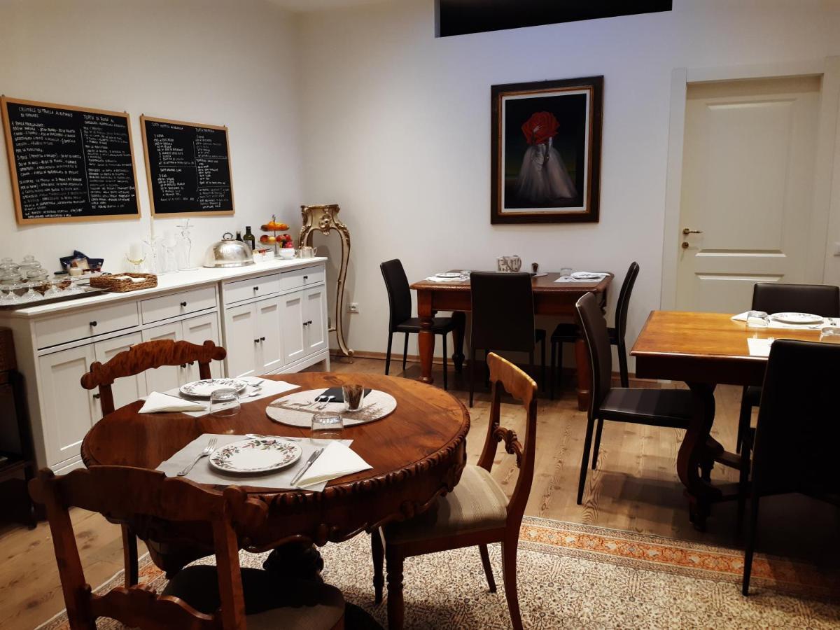 S. Trinita 18 & Bed & Breakfast Trento